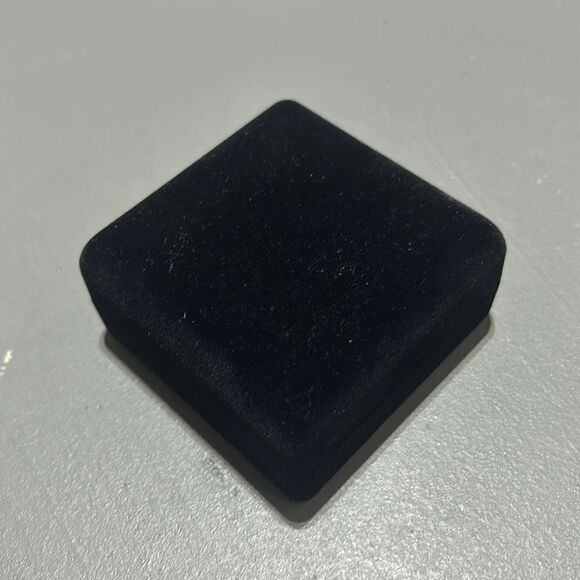 Necklace and Ear Rings - Picture 5 of 5